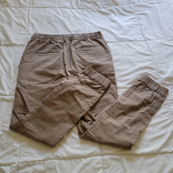 MENS | Divided by H&M tan joggers - Picture 4 of 4